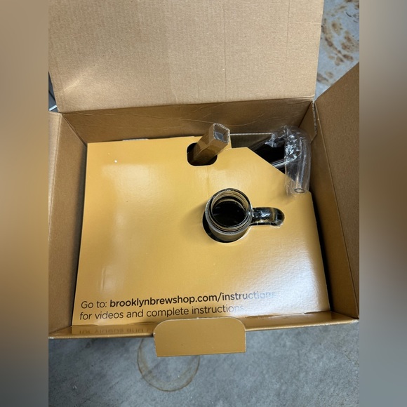 Brooklyn Brew Shop - IPA Beer Making Kit - Picture 8 of 8